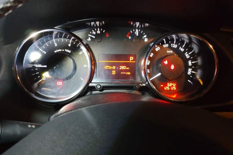 Used Peugeot 3008 2015 2.0L Automatic Trend Edition Instrument Cluster