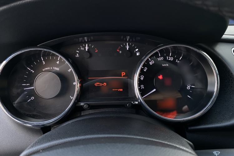 Used Peugeot 3008 2015 2.0L Automatic Trend Edition Instrument Cluster
