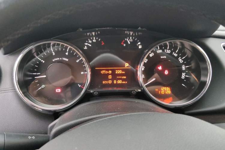 Used Peugeot 3008 2015 1.6THP Automatic Prestige Edition Instrument Cluster