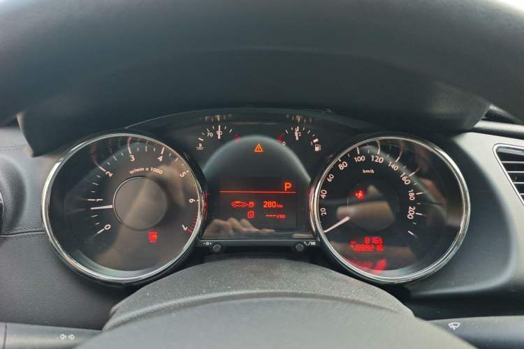 Used Peugeot 3008 2015 2.0L Automatic Classic Edition Instrument Cluster
