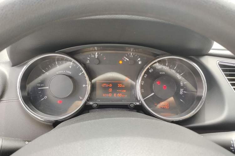Used Peugeot 3008 2015 1.6THP Automatic Classic Edition Instrument Cluster