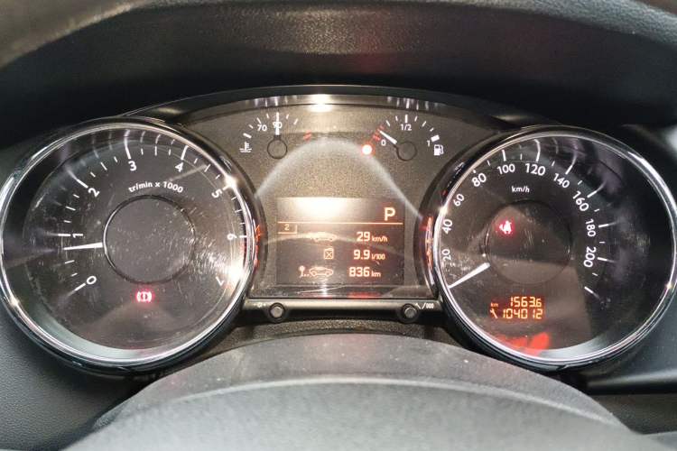 Used Peugeot 3008 2015 2.0L Automatic Classic Edition Instrument Cluster