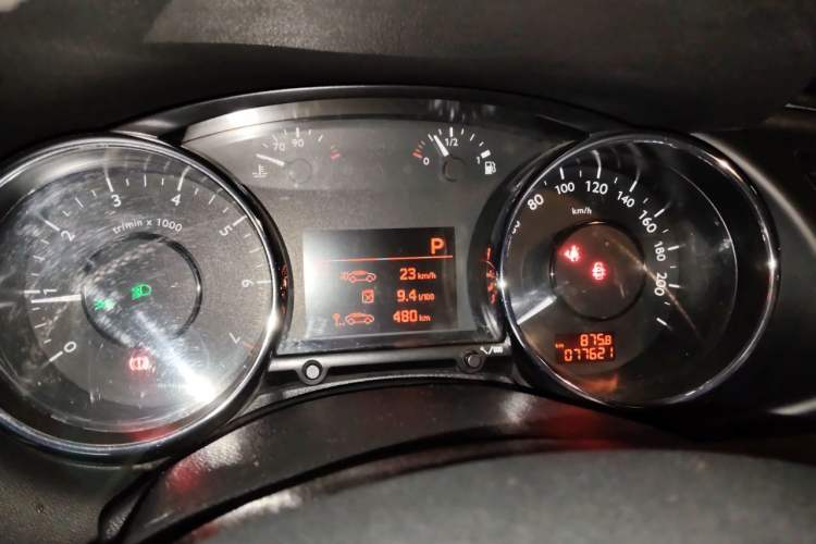Used Peugeot 3008 2015 1.6THP Automatic Prestige Edition Instrument Cluster