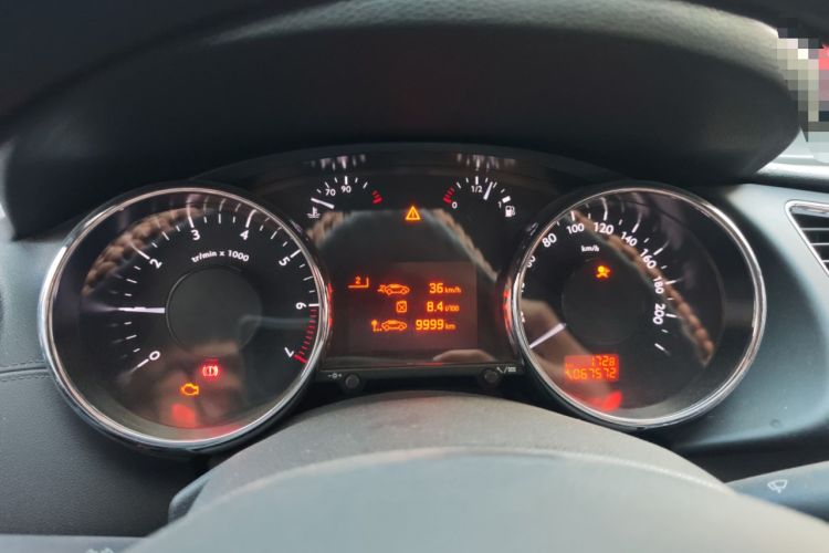 Used Peugeot 3008 2015 2.0L Manual Classic Edition Instrument Cluster