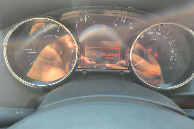Used Peugeot 3008 2015 2.0L Automatic Classic Edition Instrument Cluster
