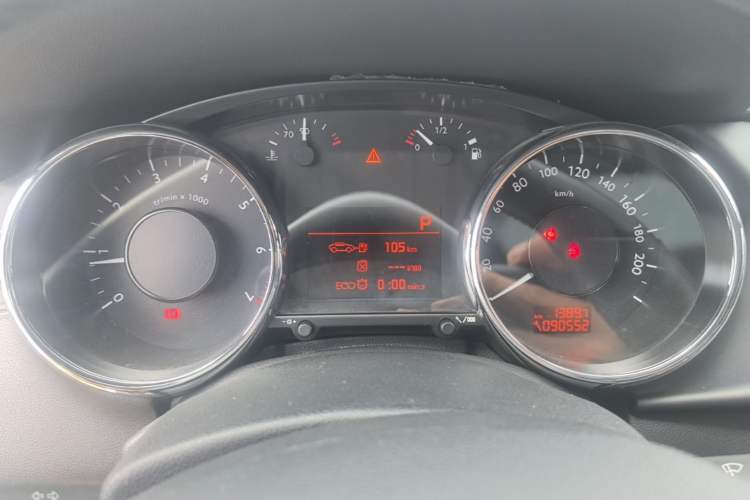 Used Peugeot 3008 2015 1.6THP Automatic Prestige Edition Instrument Cluster