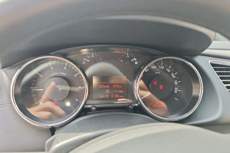 Used Peugeot 3008 2015 1.6THP Automatic Classic Edition Instrument Cluster