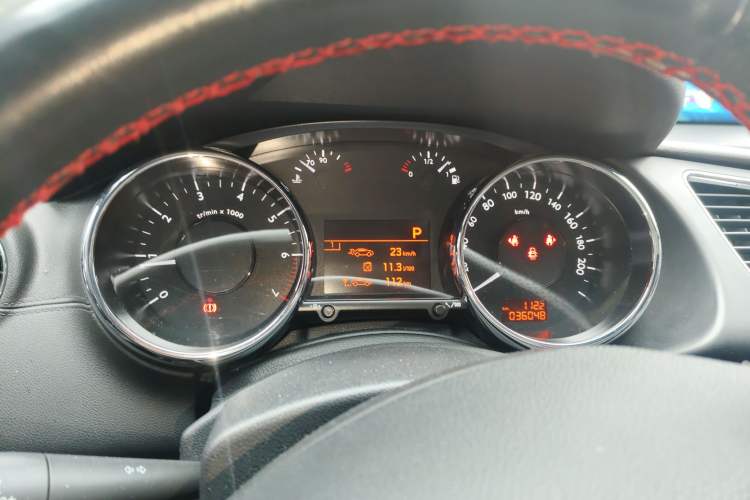 Used Peugeot 3008 2015 2.0L Automatic Classic Edition Instrument Cluster