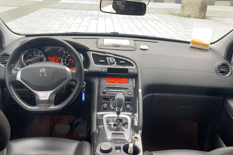 Used Peugeot 3008 2015 1.6THP Automatic Trend Edition Interior 3