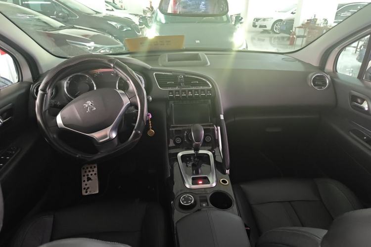 Used Peugeot 3008 2015 1.6THP Automatic Prestige Edition Interior 3