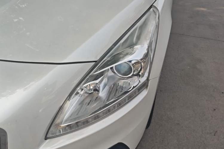 Used Peugeot 3008 2015 1.6THP Automatic Classic Edition Left Front Headlight