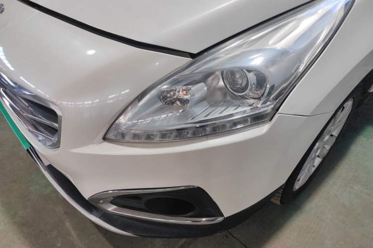 Used Peugeot 3008 2015 2.0L Automatic Classic Edition Left Front Headlight