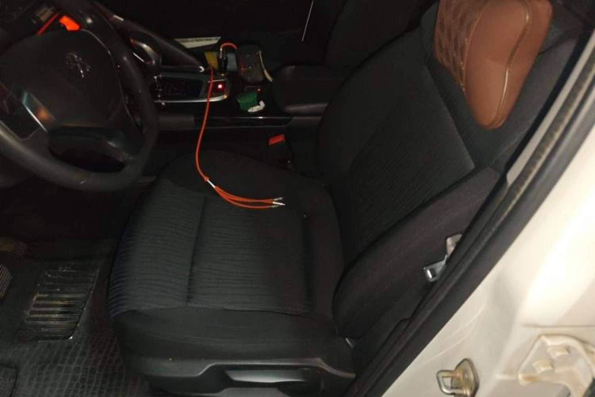 Used Peugeot 3008 2015 2.0L Automatic Classic Edition Left Front Seat