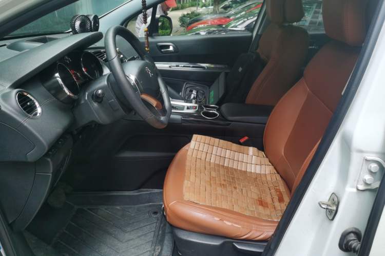 Used Peugeot 3008 2015 2.0L Automatic Classic Edition Left Front Seat