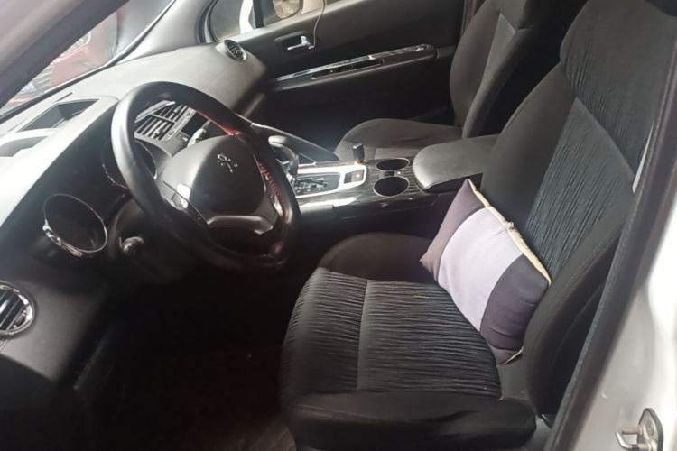 Used Peugeot 3008 2015 2.0L Automatic Classic Edition Left Front Seat