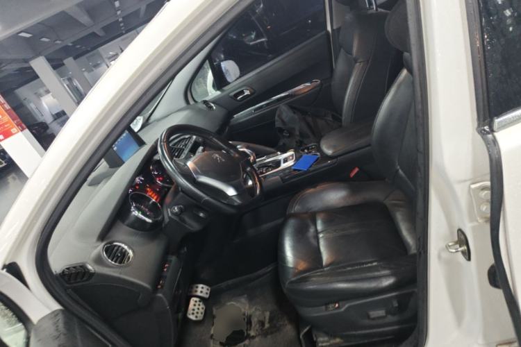 Used Peugeot 3008 2015 2.0L Automatic Trend Edition Left Front Seat