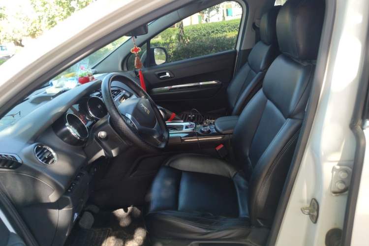 Used Peugeot 3008 2015 1.6THP Automatic Classic Edition Left Front Seat