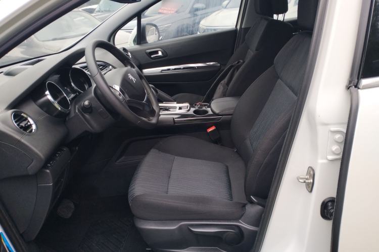 Used Peugeot 3008 2015 2.0L Automatic Classic Edition Left Front Seat