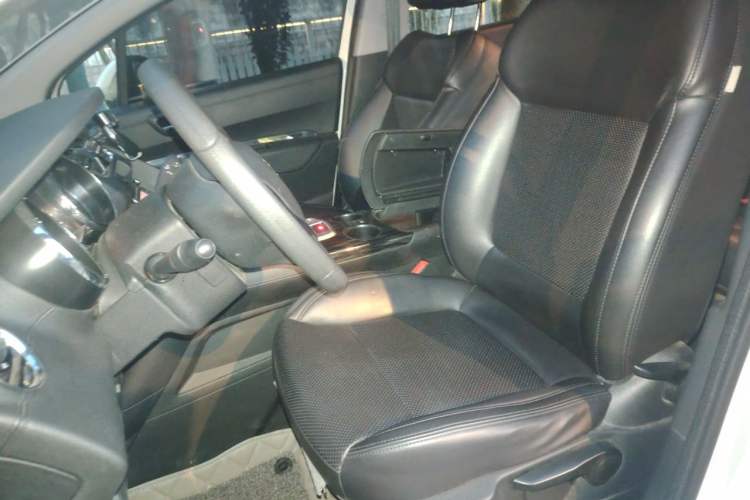 Used Peugeot 3008 2015 2.0L Automatic Classic Edition Left Front Seat