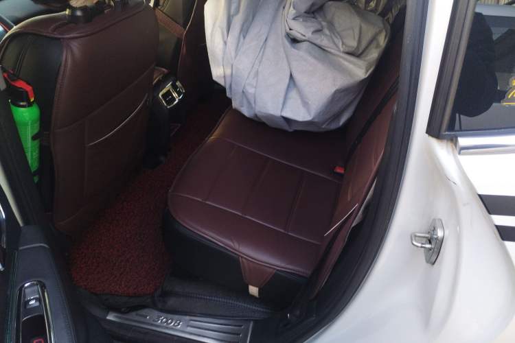 Used Peugeot 3008 2015 2.0L Automatic Classic Edition Left Rear Seat