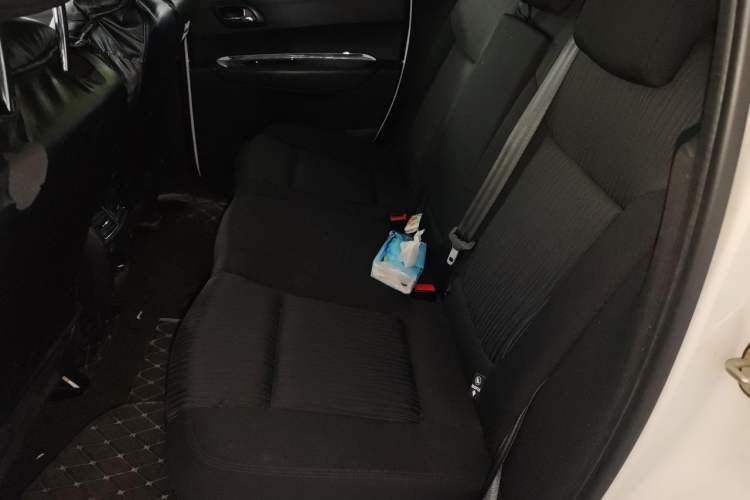 Used Peugeot 3008 2015 2.0L Automatic Classic Edition Left Rear Seat
