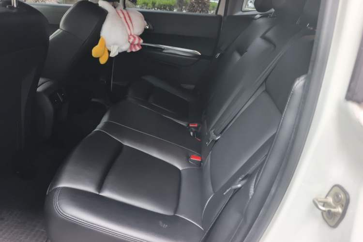 Used Peugeot 3008 2015 2.0L Automatic Classic Edition Left Rear Seat