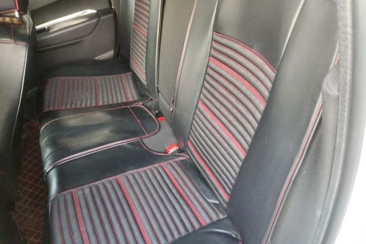 Used Peugeot 3008 2015 2.0L Automatic Classic Edition Left Rear Seat