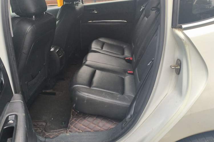 Used Peugeot 3008 2015 2.0L Automatic Classic Edition Left Rear Seat