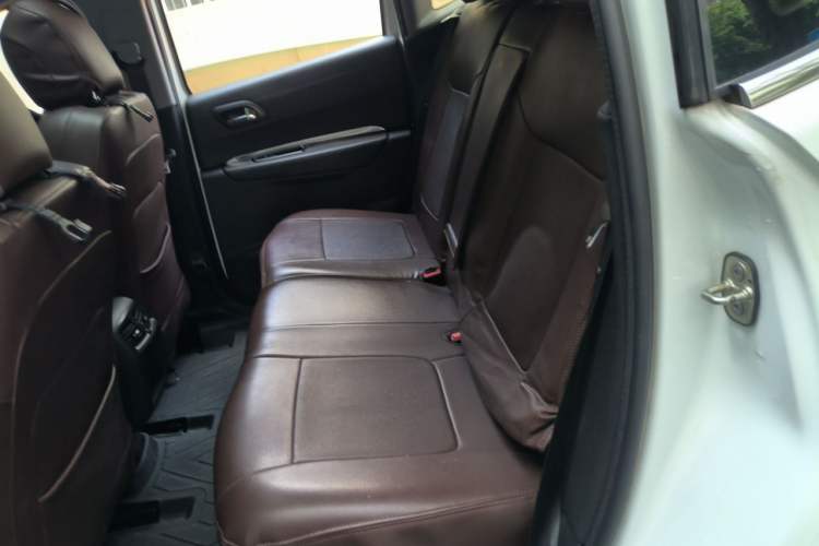 Used Peugeot 3008 2015 1.6THP Automatic Classic Edition Left Rear Seat