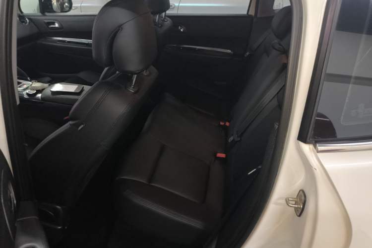 Used Peugeot 3008 2015 1.6THP Automatic Classic Edition Left Rear Seat