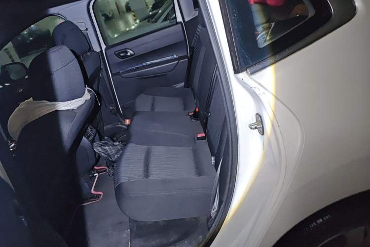 Used Peugeot 3008 2015 2.0L Manual Classic Edition Left Rear Seat