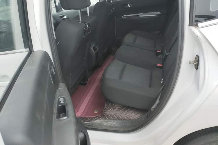 Used Peugeot 3008 2015 2.0L Automatic Classic Edition Left Rear Seat