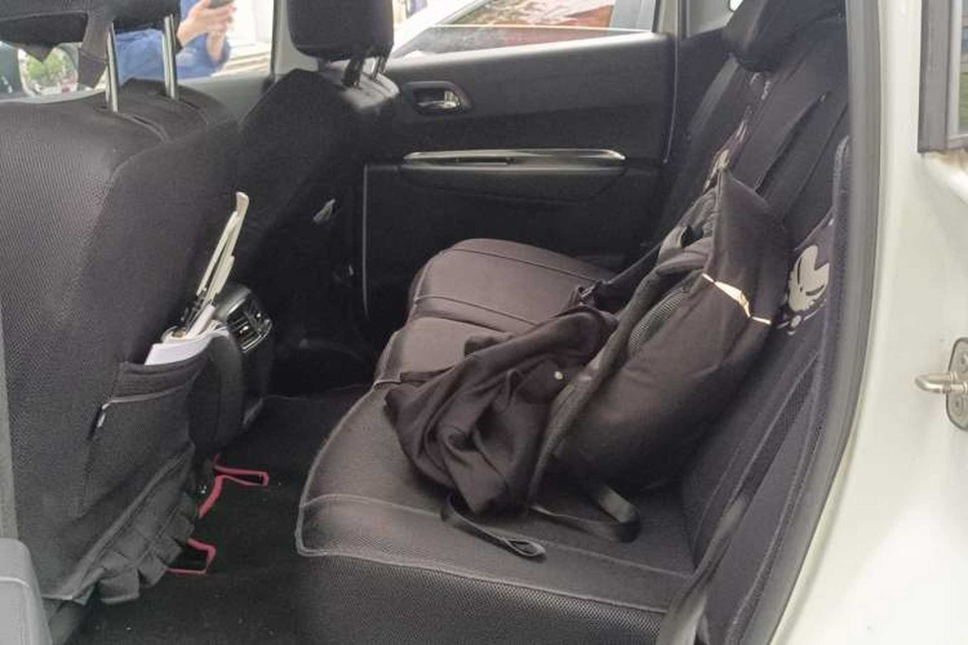 Used Peugeot 3008 2015 2.0L Automatic Classic Edition Left Rear Seat