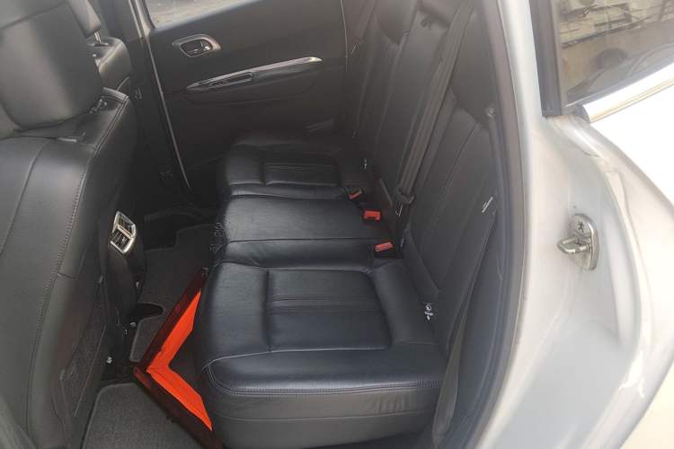 Used Peugeot 3008 2015 1.6THP Automatic Trend Edition Left Rear Seat