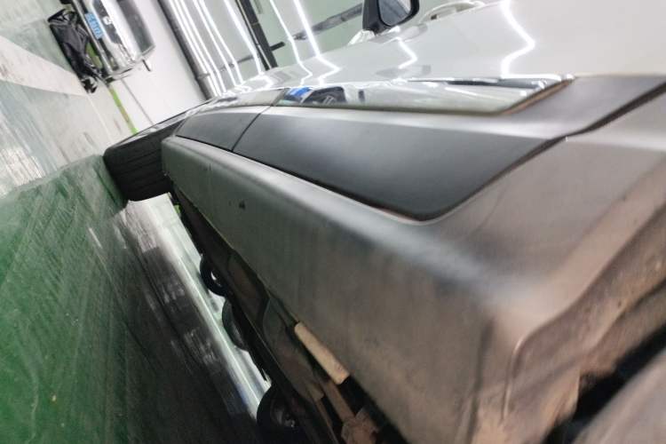 Used Peugeot 3008 2015 1.6THP Automatic Trend Edition Left Side Sill