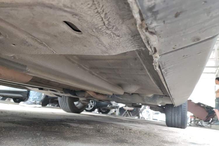 Used Peugeot 3008 2015 2.0L Automatic Classic Edition Left Side Sill