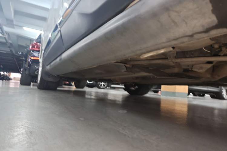 Used Peugeot 3008 2015 2.0L Automatic Classic Edition Left Side Sill