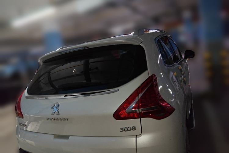 Used Peugeot 3008 2015 2.0L Automatic Classic Edition Rear