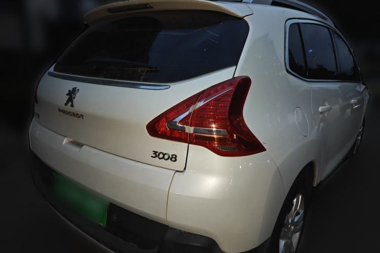 Used Peugeot 3008 2015 2.0L Automatic Classic Edition Rear Right 45 Deg