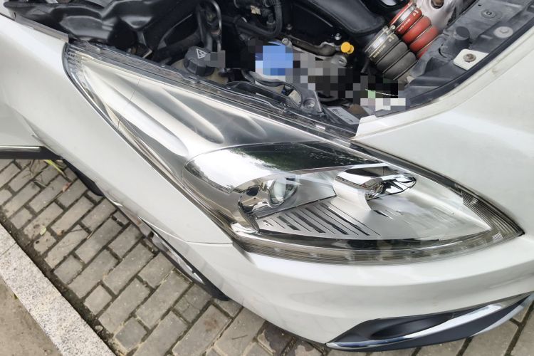 Used Peugeot 3008 2015 1.6THP Automatic Prestige Edition Right Front Headlight