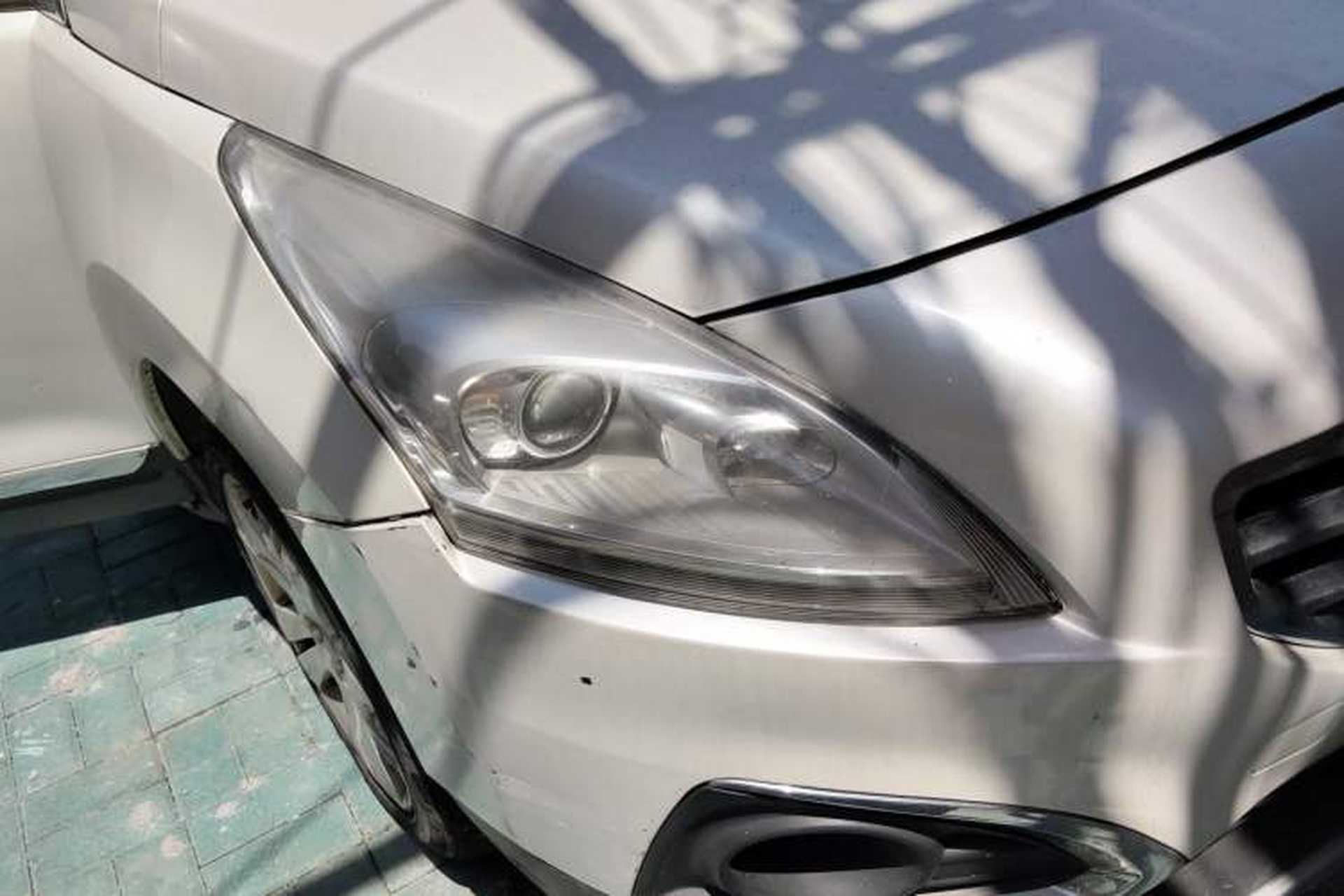 Used Peugeot 3008 2015 2.0L Automatic Classic Edition Right Front Headlight