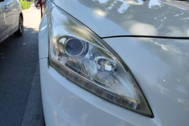 Used Peugeot 3008 2015 1.6THP Automatic Classic Edition Right Front Headlight