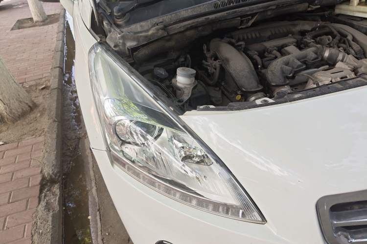 Used Peugeot 3008 2015 1.6THP Automatic Prestige Edition Right Front Headlight