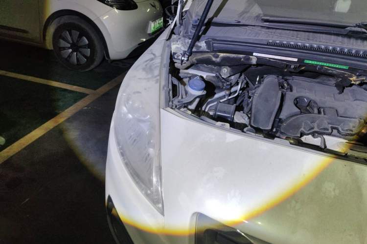 Used Peugeot 3008 2015 1.6THP Automatic Prestige Edition Right Front Headlight