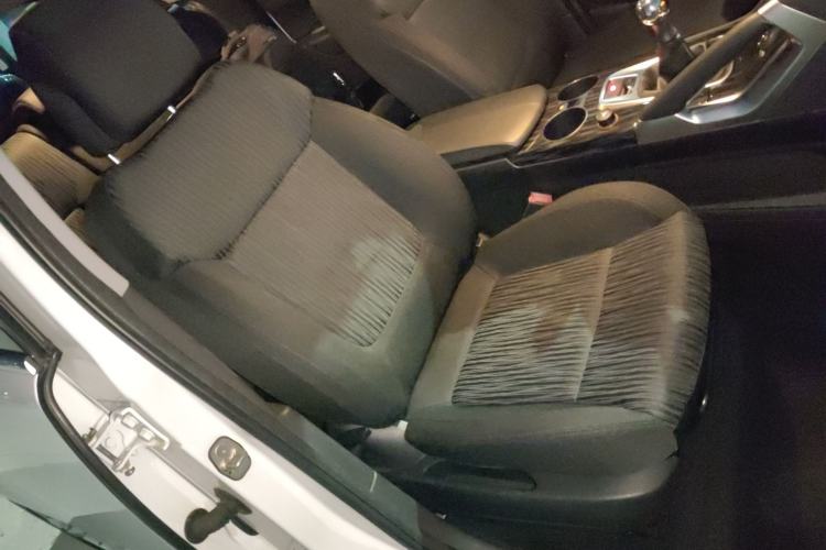 Used Peugeot 3008 2015 2.0L Manual Classic Edition Right Front Seat