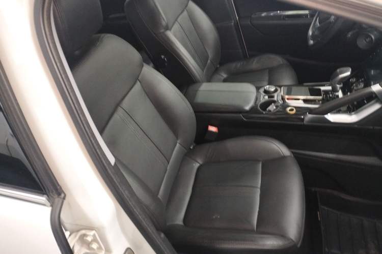 Used Peugeot 3008 2015 1.6THP Automatic Trend Edition Right Front Seat