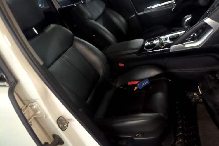 Used Peugeot 3008 2015 2.0L Automatic Trend Edition Right Front Seat