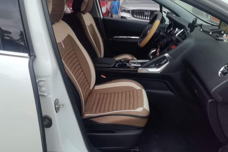 Used Peugeot 3008 2015 1.6THP Automatic Classic Edition Right Front Seat