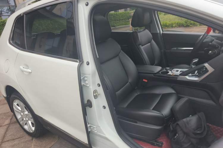 Used Peugeot 3008 2015 1.6THP Automatic Classic Edition Right Front Seat