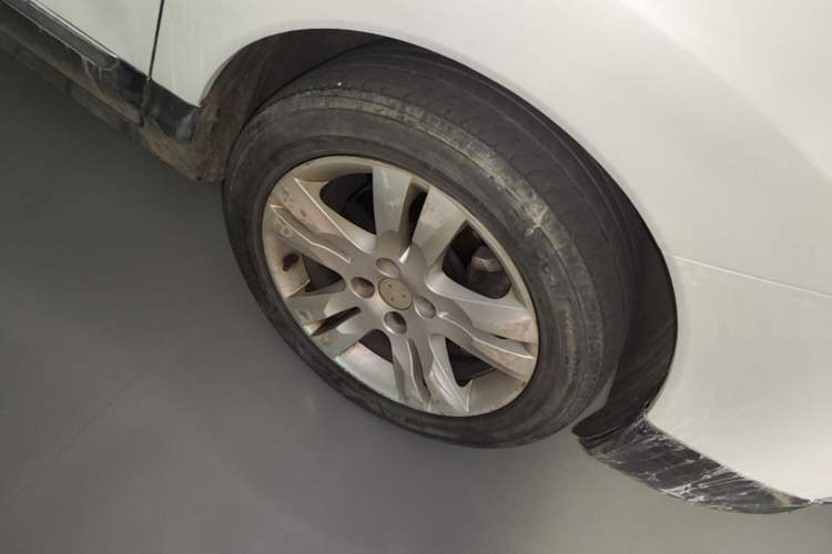 Used Peugeot 3008 2015 2.0L Automatic Trend Edition Right Front Wheel Hub